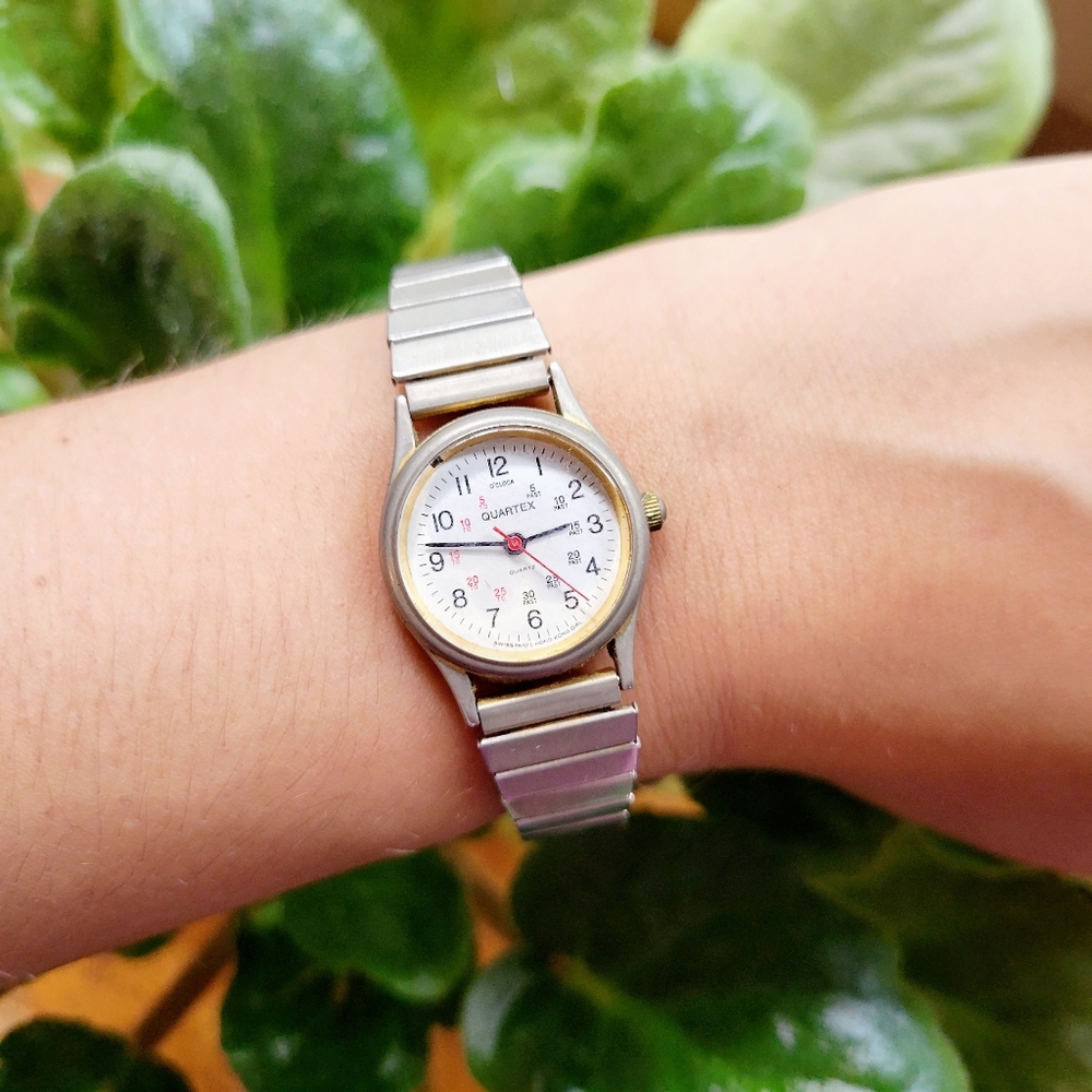 Vintage Quartex Quartz Classic Watch